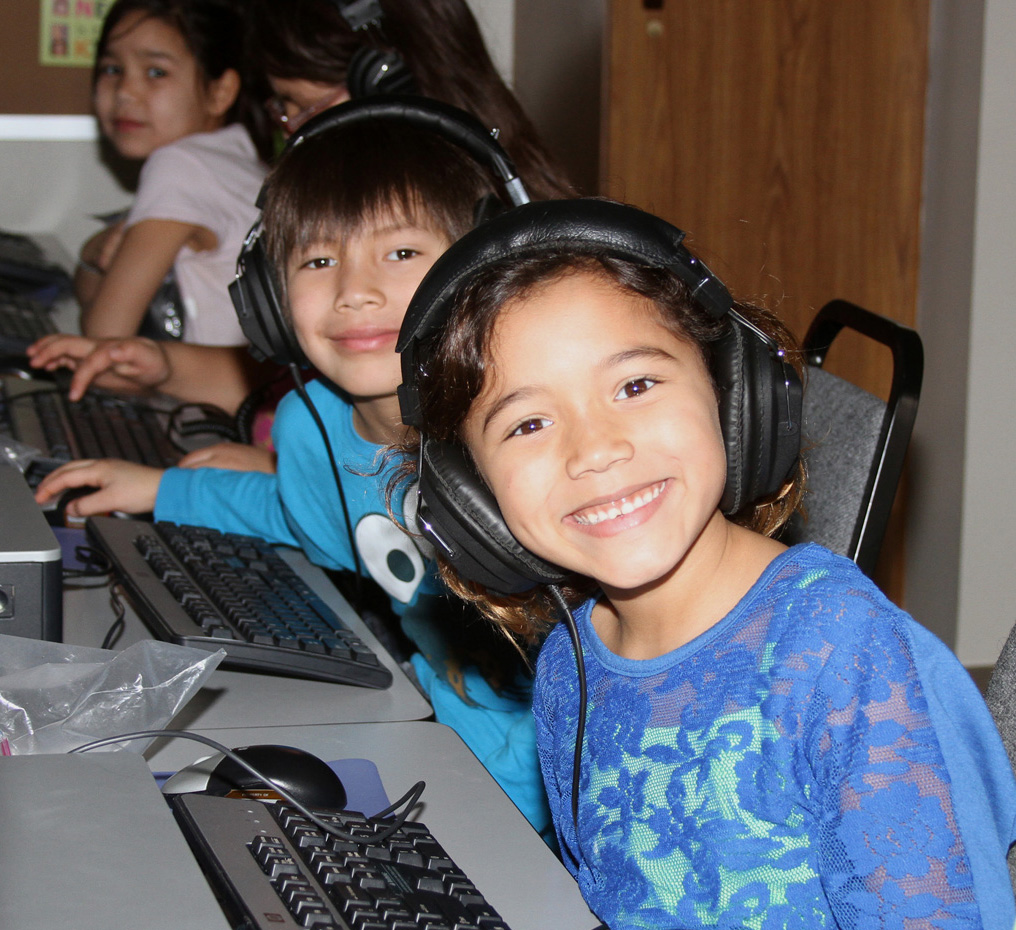 A special computer program helped the Lakota children improve their reading skills. 