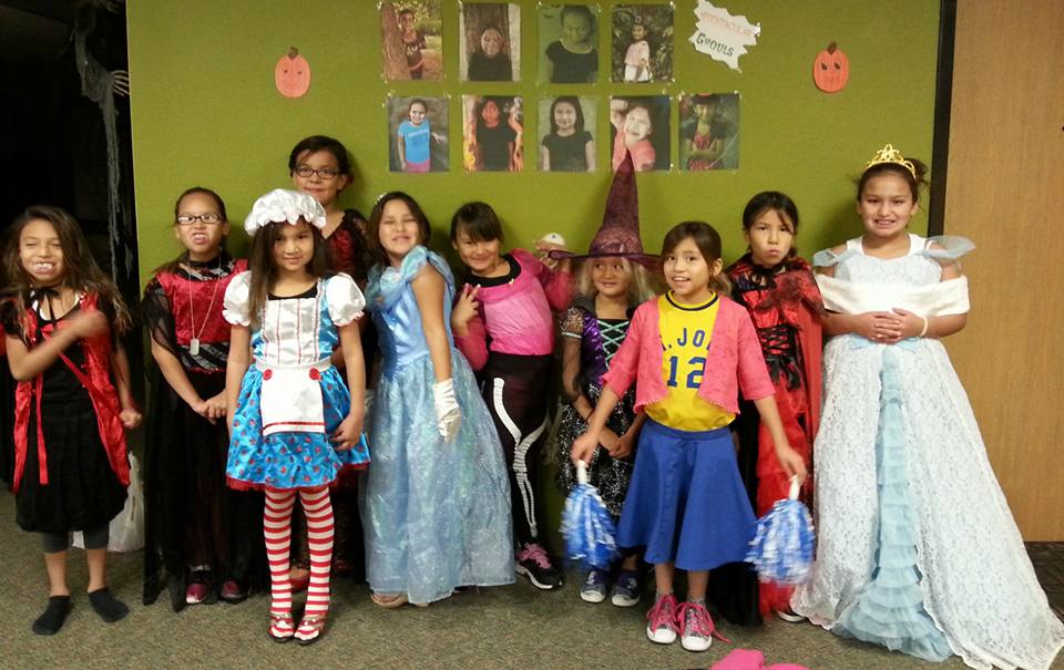 Lakota (Sioux) students dressed up.